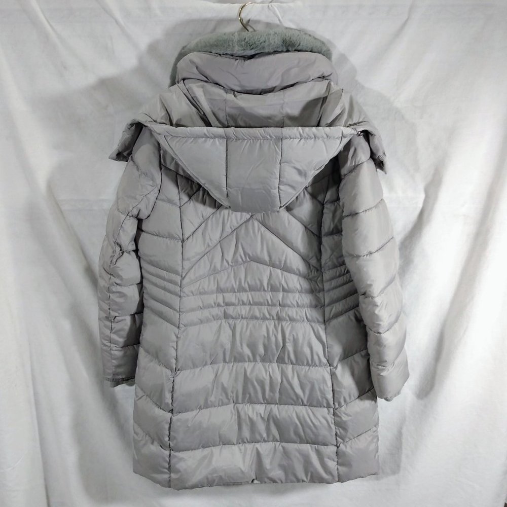 London Fog Faux Fur Collar Long Puffer Coat-Pearl Grey-M-New without Tags - Picture 3 of 3